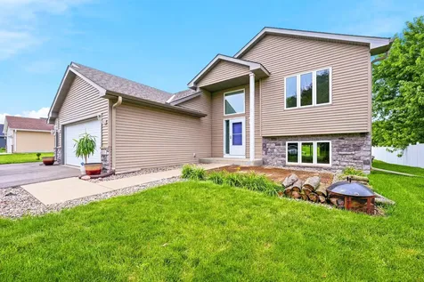 920 S Cedar Street Belle Plaine MN 56011