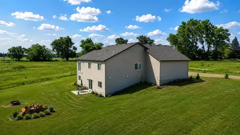 3379 309th Avenue NW Cambridge MN 55008