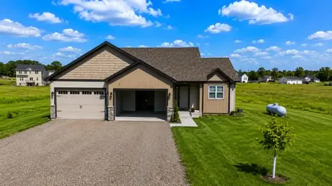 3379 309th Avenue NW Cambridge MN 55008