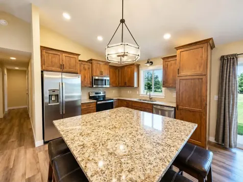 3379 309th Avenue NW Cambridge MN 55008