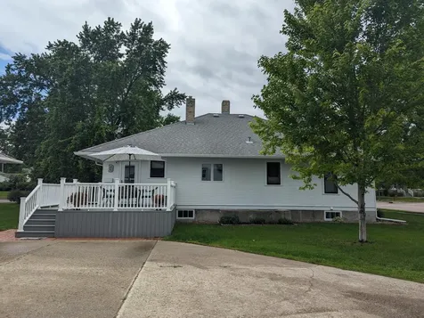 107 7th Avenue W Lisbon ND 58054