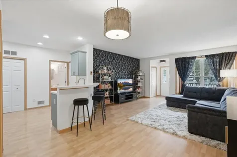 5104 Oriole Drive Farmington MN 55024