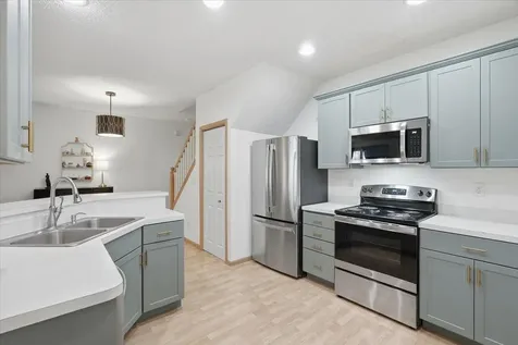 5104 Oriole Drive Farmington MN 55024