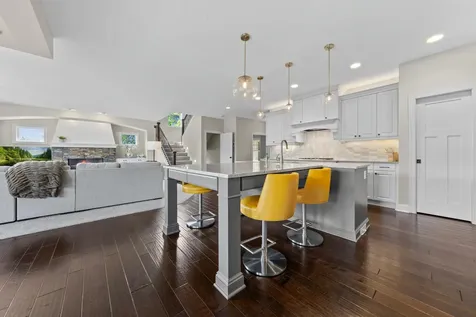 2971 Fairway Drive Chaska MN 55318