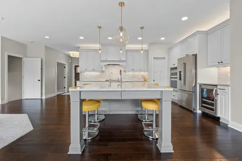 2971 Fairway Drive Chaska MN 55318