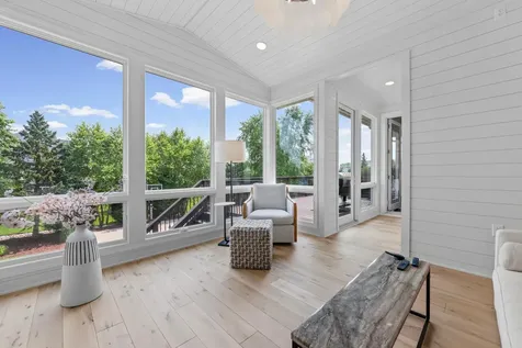 2971 Fairway Drive Chaska MN 55318