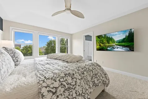 2971 Fairway Drive Chaska MN 55318