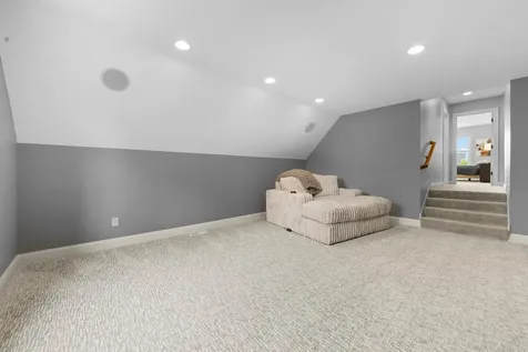 2971 Fairway Drive Chaska MN 55318