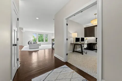 2971 Fairway Drive Chaska MN 55318