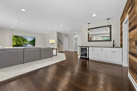 2971 Fairway Drive Chaska MN 55318