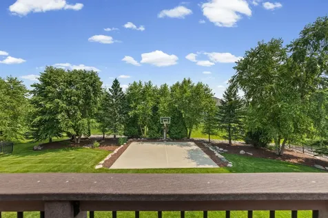 2971 Fairway Drive Chaska MN 55318