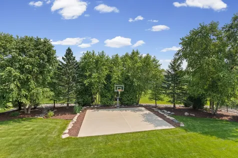 2971 Fairway Drive Chaska MN 55318