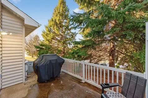 29 Landau Alcove Woodbury MN 55125
