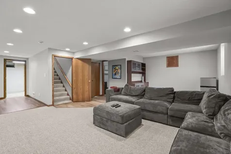 8330 Cleadis Avenue Inver Grove Heights MN 55076