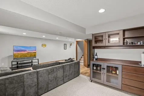 8330 Cleadis Avenue Inver Grove Heights MN 55076