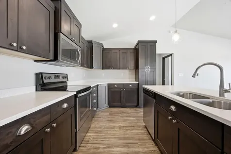 6073 Autumn Drive S Fargo ND 58104
