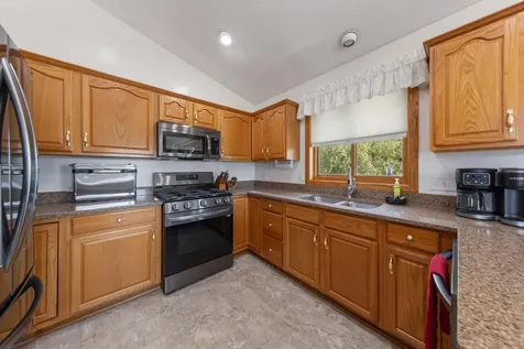 2103 Kennedy Drive Faribault MN 55021