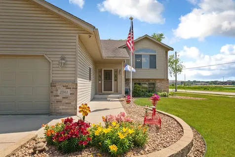2103 Kennedy Drive Faribault MN 55021