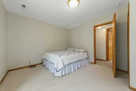 2103 Kennedy Drive Faribault MN 55021