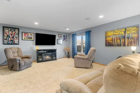 2458 Timberwood Lane NE Owatonna MN 55060