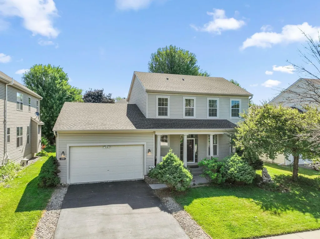 1893 Clover Meadow Drive Chaska MN 55318