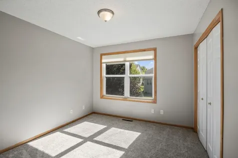 1893 Clover Meadow Drive Chaska MN 55318