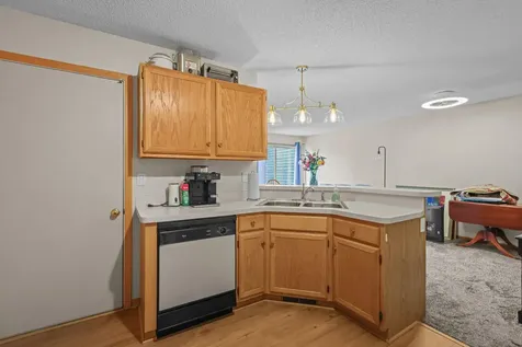 1795 Donegal Drive Woodbury MN 55125