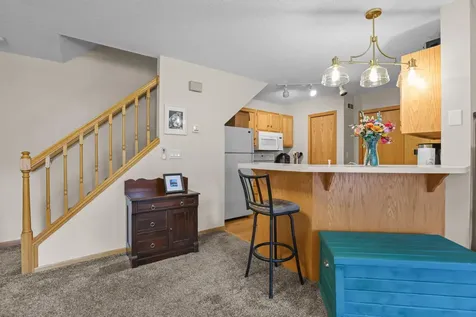 1795 Donegal Drive Woodbury MN 55125