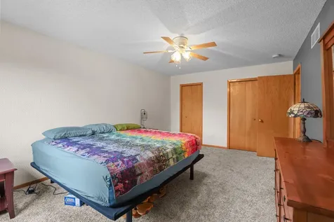 1795 Donegal Drive Woodbury MN 55125