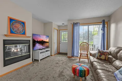 1795 Donegal Drive Woodbury MN 55125