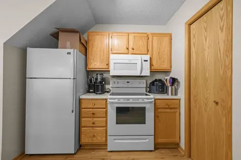 1795 Donegal Drive Woodbury MN 55125