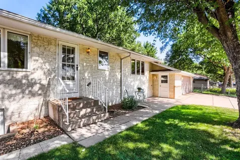 558 113th Lane NW Coon Rapids MN 55448