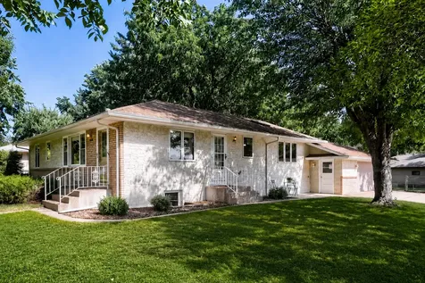558 113th Lane NW Coon Rapids MN 55448