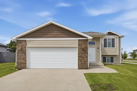 1210 30th Avenue W West Fargo ND 58078