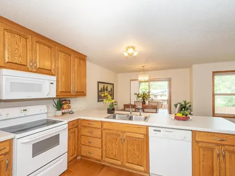 1027 6th Avenue NE Buffalo MN 55313
