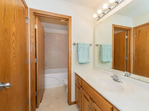 1027 6th Avenue NE Buffalo MN 55313