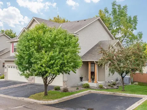 1027 6th Avenue NE Buffalo MN 55313