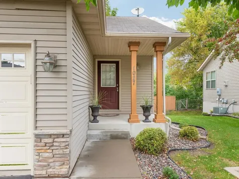 1027 6th Avenue NE Buffalo MN 55313