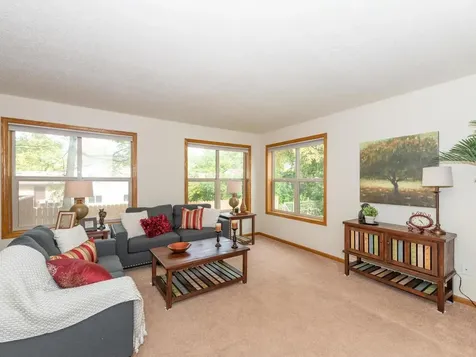 1027 6th Avenue NE Buffalo MN 55313