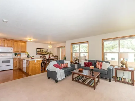 1027 6th Avenue NE Buffalo MN 55313