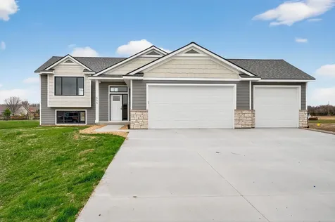 655 1st Street SE Elgin MN 55932