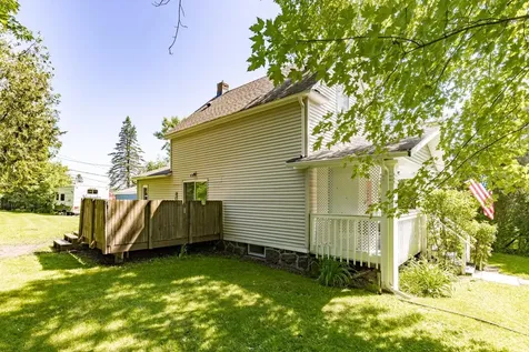 523 1st Street Duluth MN 55810