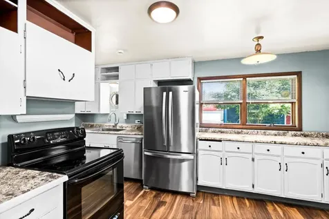 523 1st Street Duluth MN 55810