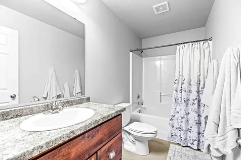 2420 Harbor Lane West Fargo ND 58078