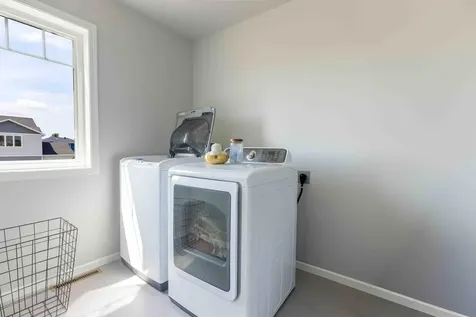 2420 Harbor Lane West Fargo ND 58078