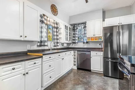 1329 1st Avenue N Fargo ND 58102