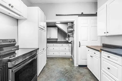 1329 1st Avenue N Fargo ND 58102