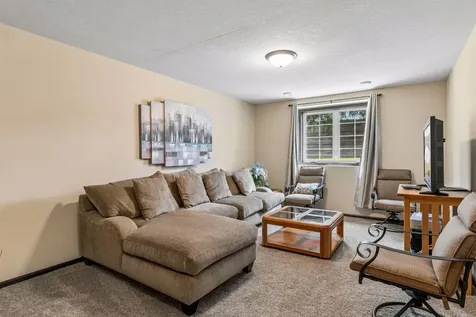 2588 Vierling Drive E Shakopee MN 55379
