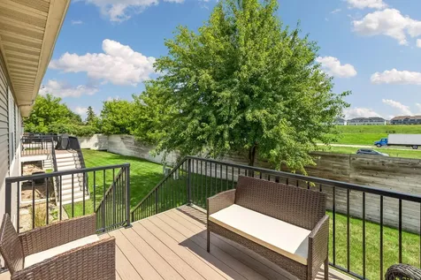 2588 Vierling Drive E Shakopee MN 55379