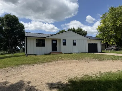 1050 Bluff Street NE Hutchinson MN 55350